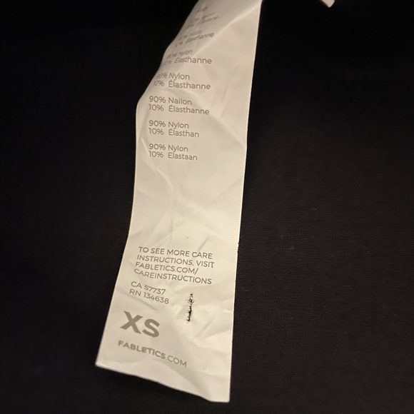 Fabletics Leggings Womens XS Black Capri Pull On - Picture 3 of 3